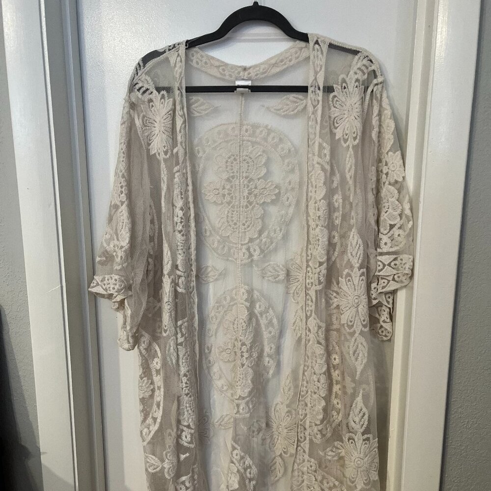 light creme lace kimono